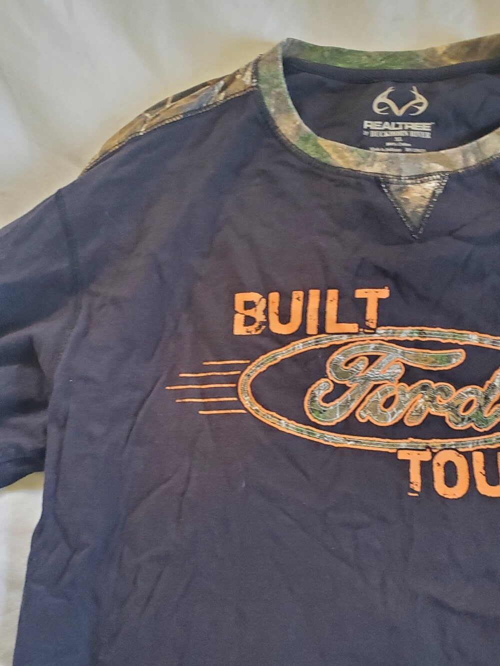 Realtree By Buckhorn River 'Built Ford Tough' Long-Sleeved T-Shirt, Size XL - Picture 2 of 14